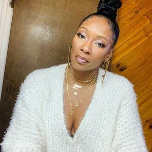 Meet your Posher, Tynisa